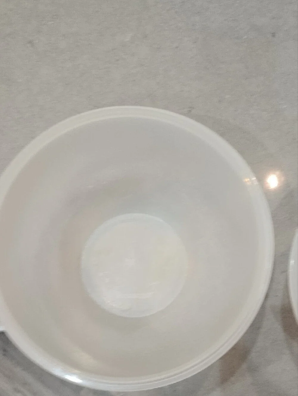 Tupperware set white